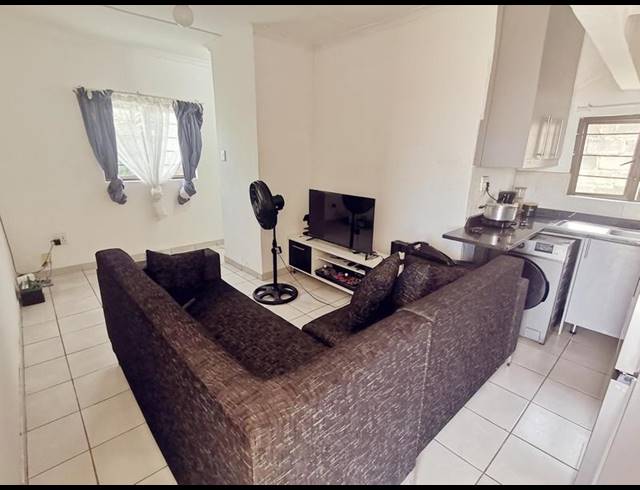 2 BEDROOM PROPERTY TO RENT IN RESERVOIR HILLS